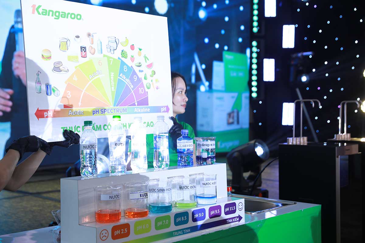 Hà Nội – Ấn tượng với lễ ra mắt máy lọc nước Kangaroo Sumire Hydrogen ion kiềm 13 lõi